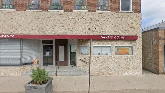 Dave’s Coins Stamps-Antiques