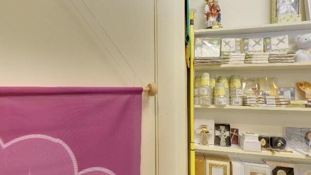 Coin & Stamp Shop